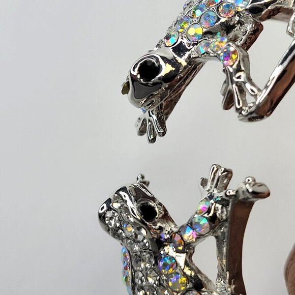Silver Rhinestone Frog Lovers Cuff Bracelet - Picture 14 of 16